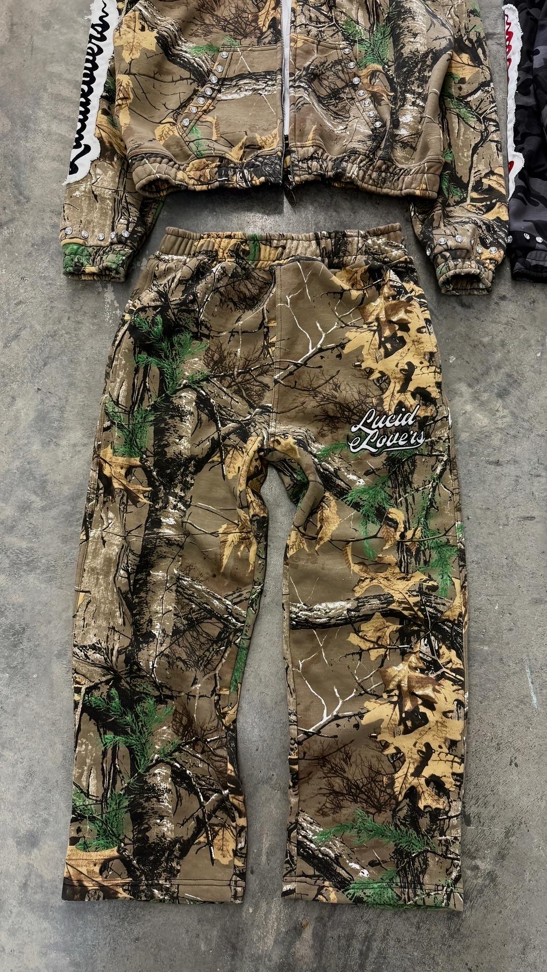 Unisex Camo Set